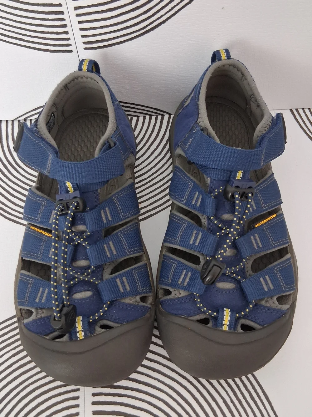 Keen Newport H2 Sport Youth Boys Kids Sz 2 Blue Waterproof Shoes Rubber Sandals